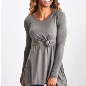 Latched Mama olive green knotted top XS